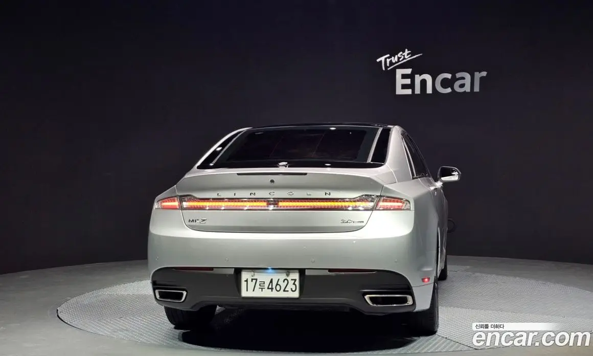 Lincoln MKZ 2015 2.0 автомат (гидро), фото 4 Lincoln MKZ 2015 2.0 автомат (гидро), фото 4