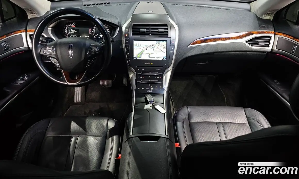Lincoln MKZ 2015 2.0 автомат (гидро), фото 7 Lincoln MKZ 2015 2.0 автомат (гидро), фото 7