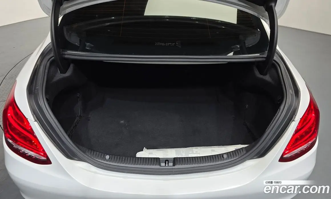 Mercedes-Benz C-Class 2016 2.0 гидро, фото 17