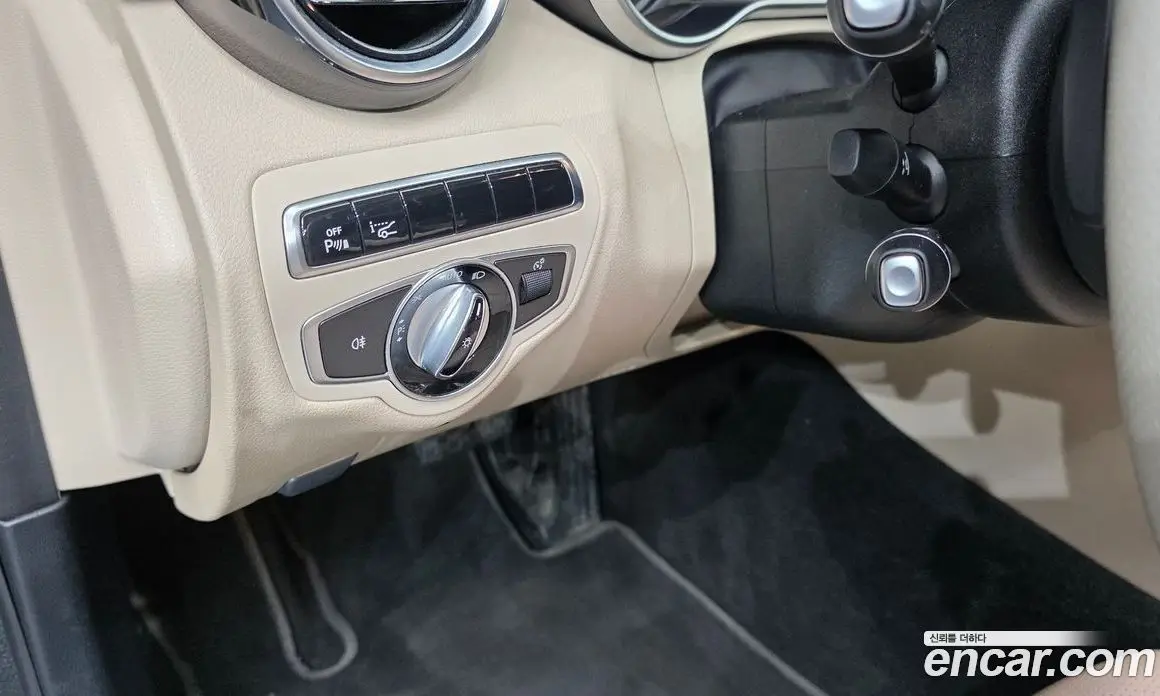 Mercedes-Benz C-Class 2016 2.1 гидро, фото 16 Mercedes-Benz C-Class 2016 2.1 гидро, фото 16