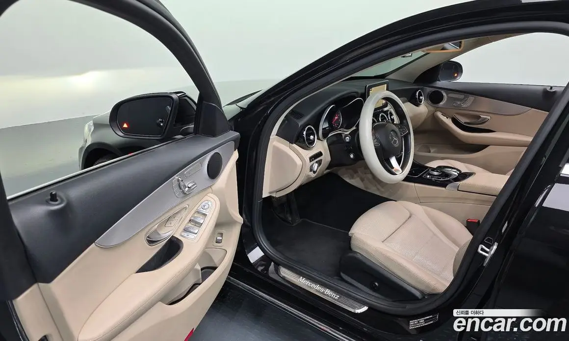 Mercedes-Benz C-Class 2016 2.1 гидро, фото 10 Mercedes-Benz C-Class 2016 2.1 гидро, фото 10