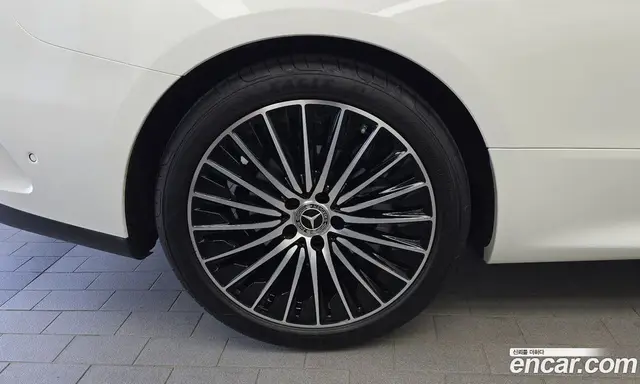 Mercedes-Benz CLE-Class 2024 2.0 гидро, миниатюра 5 Mercedes-Benz CLE-Class 2024 2.0 гидро, миниатюра 5