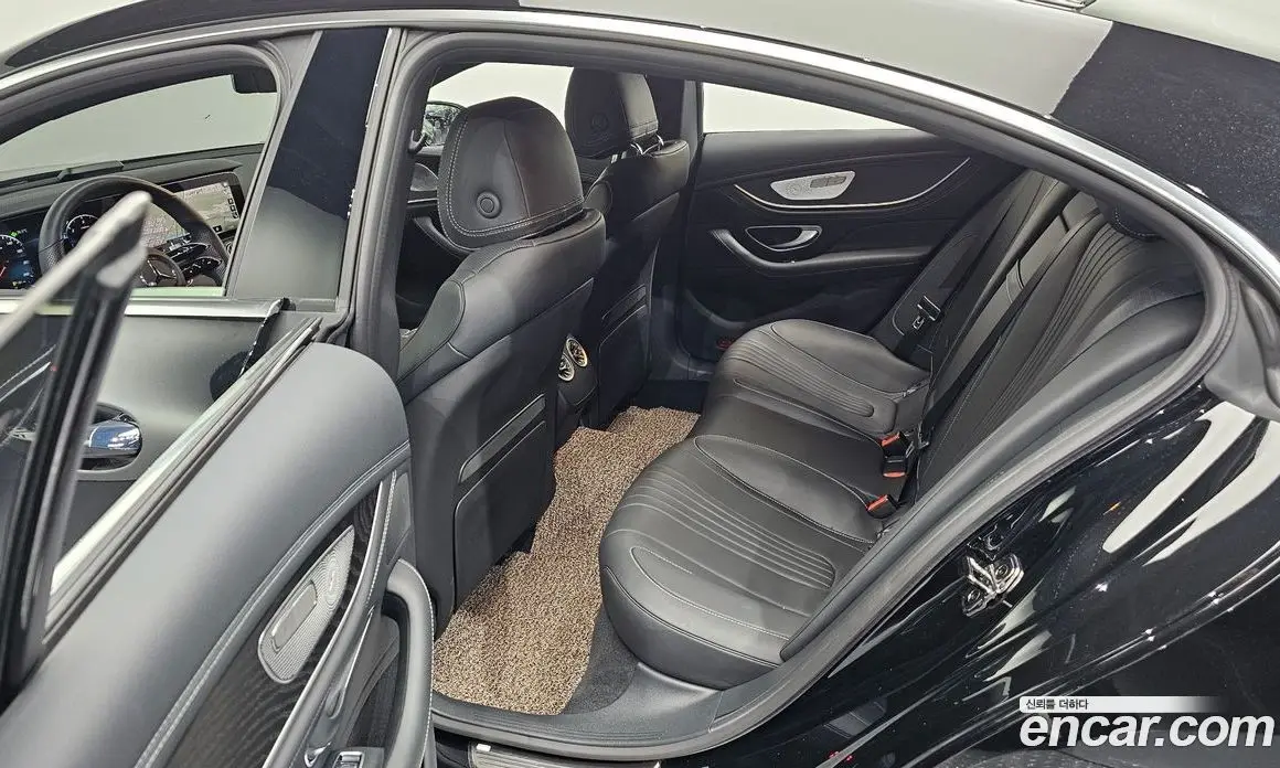 Mercedes-Benz CLS-Class 2022 2.0 гидро, фото 17
