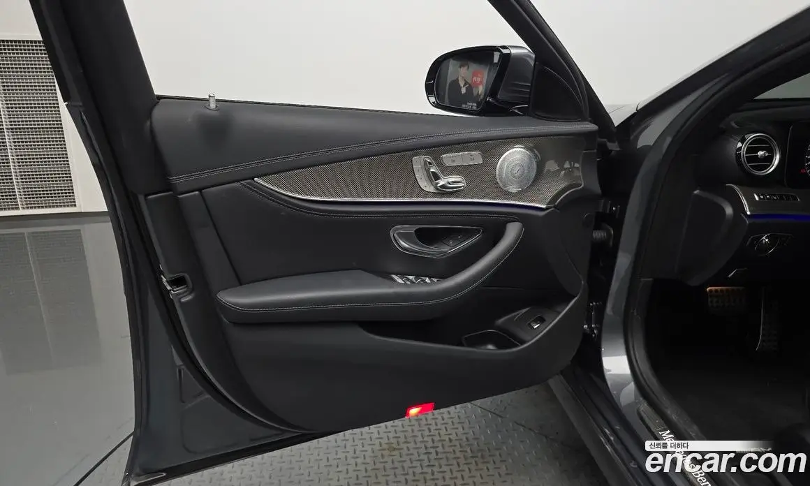 Mercedes-Benz E-Class 2019 2.0 гидро, фото 14 Mercedes-Benz E-Class 2019 2.0 гидро, фото 14