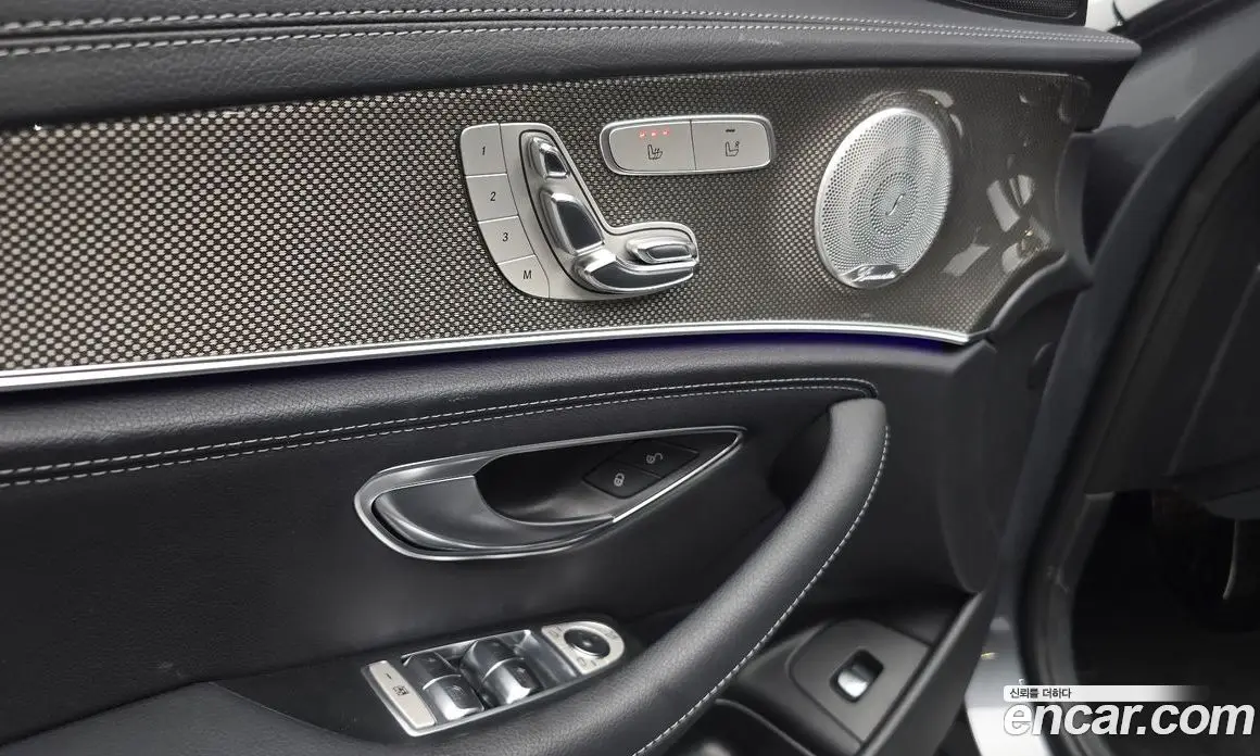 Mercedes-Benz E-Class 2019 2.0 гидро, фото 25 Mercedes-Benz E-Class 2019 2.0 гидро, фото 25