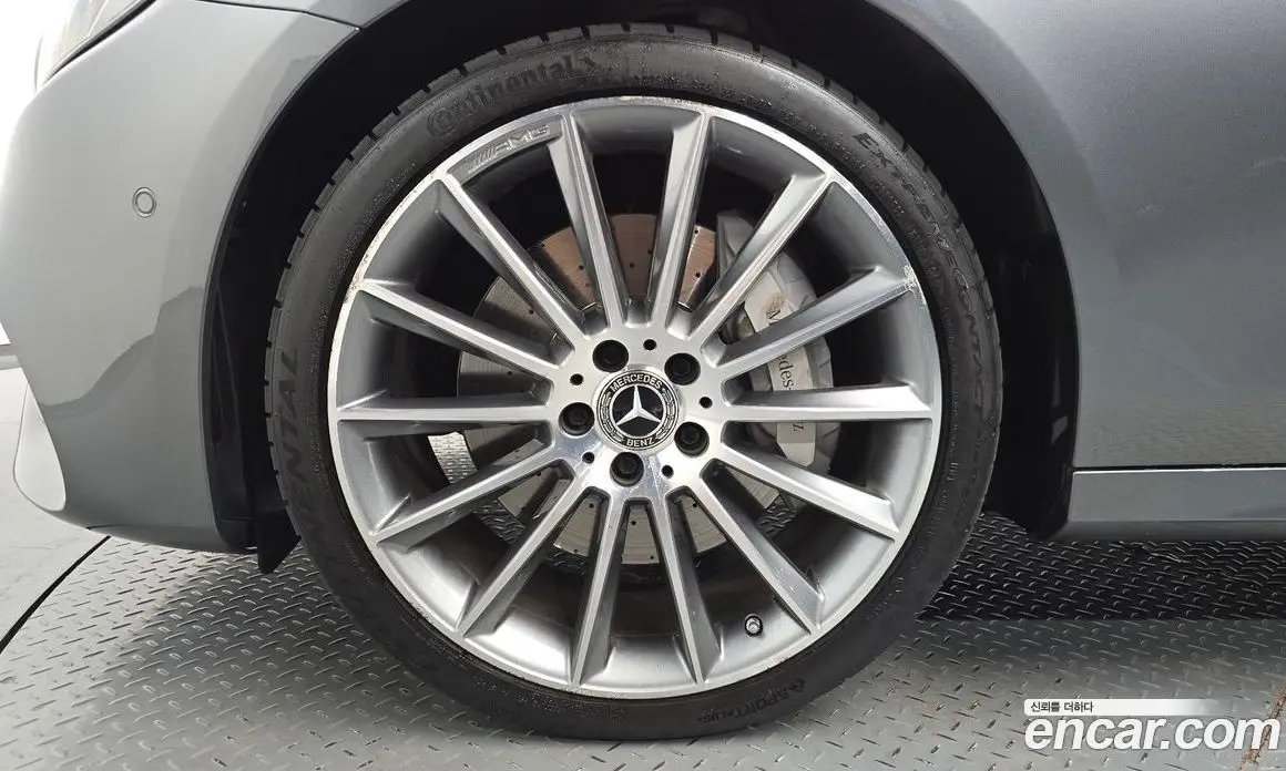 Mercedes-Benz E-Class 2019 2.0 гидро, фото 5 Mercedes-Benz E-Class 2019 2.0 гидро, фото 5