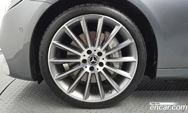 Mercedes-Benz E-Class 2019 2.0 гидро, миниатюра 5 Mercedes-Benz E-Class 2019 2.0 гидро, миниатюра 5