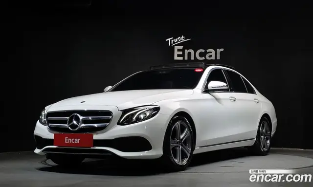 Mercedes-Benz E-Class, 2019, 64 231 км