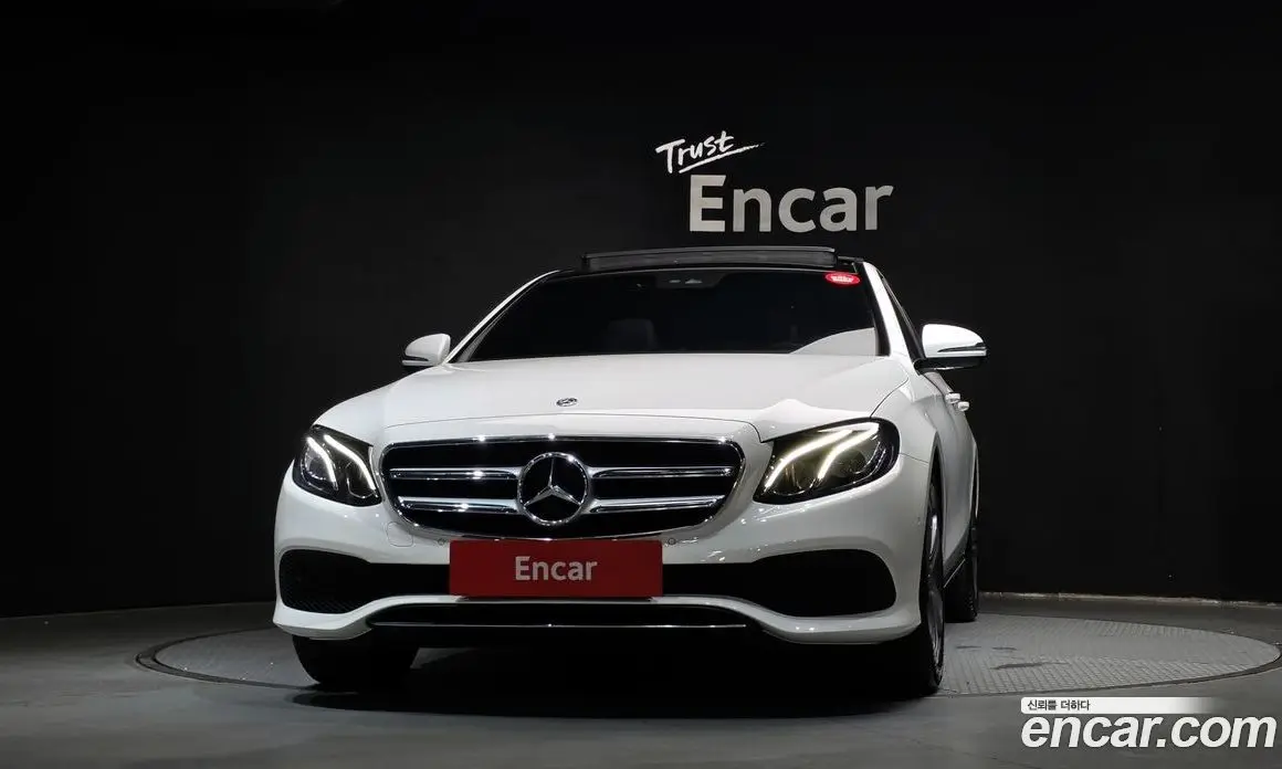 Mercedes-Benz E-Class 2019 2.0 гидро, фото 3 Mercedes-Benz E-Class 2019 2.0 гидро, фото 3