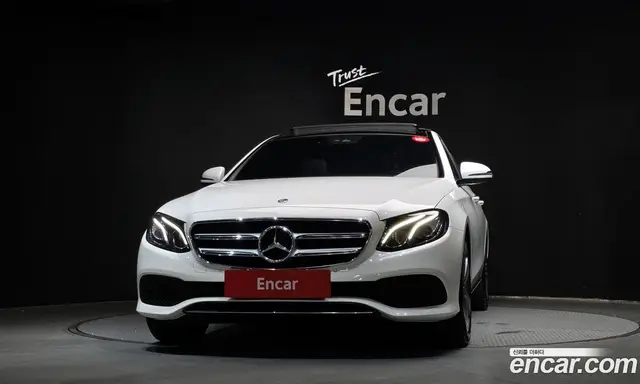 Mercedes-Benz E-Class 2019 2.0 гидро, миниатюра 3 Mercedes-Benz E-Class 2019 2.0 гидро, миниатюра 3