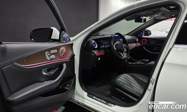 Mercedes-Benz E-Class 2020 2.0 гидро, миниатюра 10 Mercedes-Benz E-Class 2020 2.0 гидро, миниатюра 10