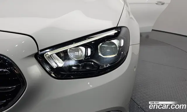 Mercedes-Benz E-Class 2021 2.0 гидро, миниатюра 8 Mercedes-Benz E-Class 2021 2.0 гидро, миниатюра 8