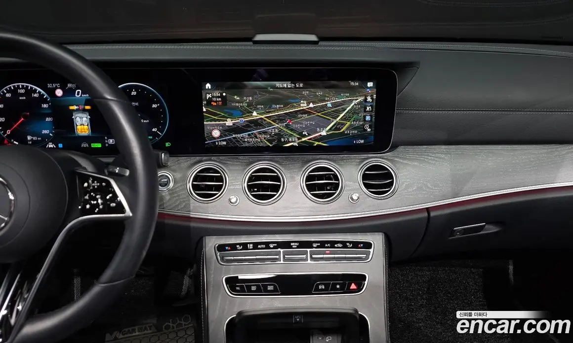 Mercedes-Benz E-Class 2022 2.0 гидро, фото 18 Mercedes-Benz E-Class 2022 2.0 гидро, фото 18