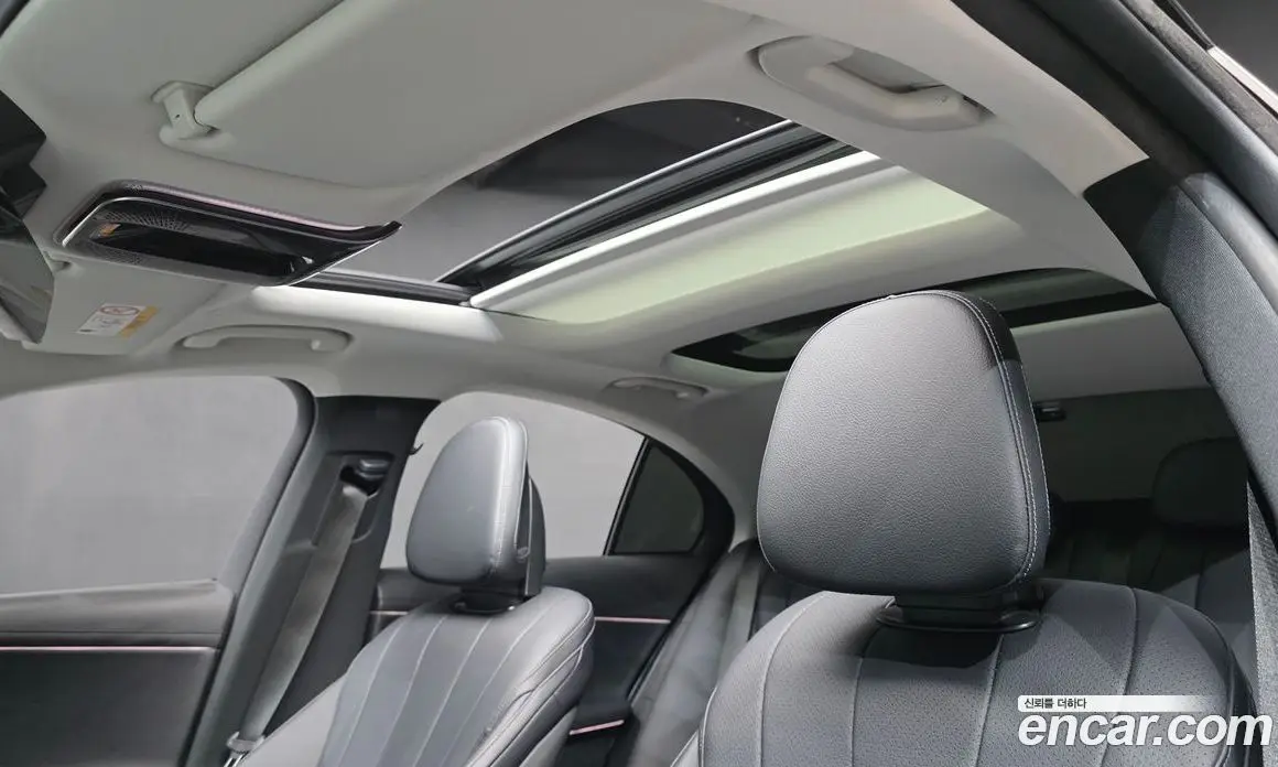 Mercedes-Benz E-Class 2024 2.0 гидро, фото 23