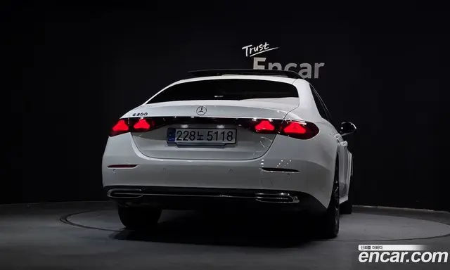 Mercedes-Benz E-Class 2024 2.0 гидро, миниатюра 4