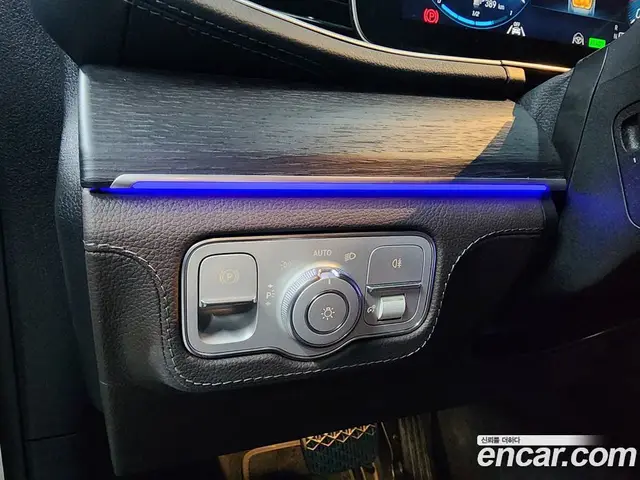Mercedes-Benz GLE-Class 2022 3.0 гидро, миниатюра 12