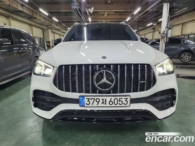 Mercedes-Benz GLE-Class 2022 3.0 гидро, миниатюра 3