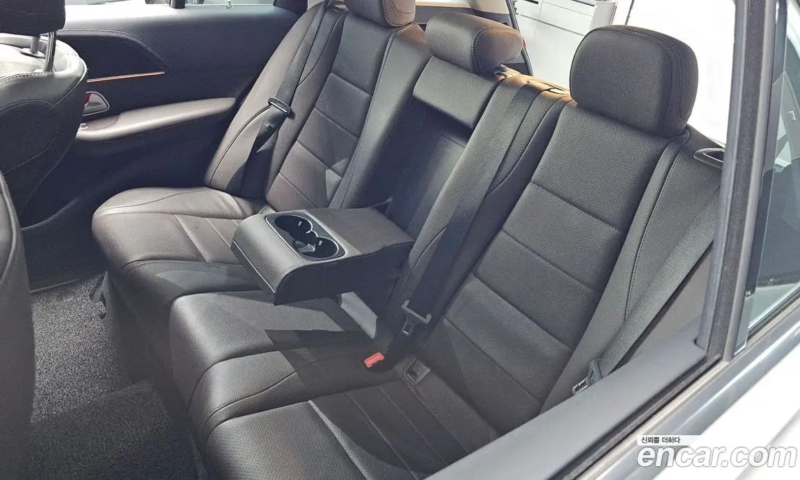 Mercedes-Benz GLE-Class 2023 2.0 гидро, фото 30 Mercedes-Benz GLE-Class 2023 2.0 гидро, фото 30