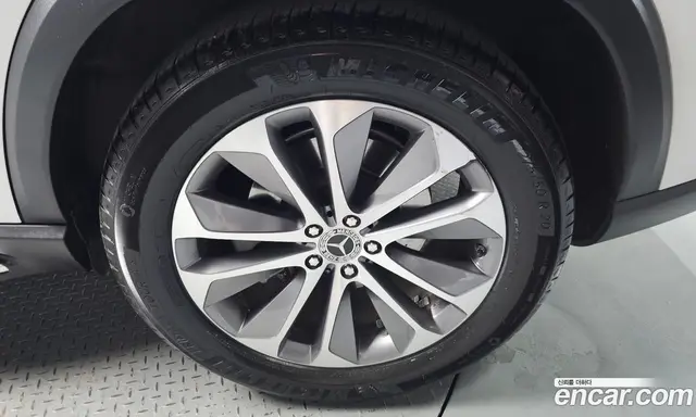 Mercedes-Benz GLE-Class 2023 2.0 гидро, миниатюра 6 Mercedes-Benz GLE-Class 2023 2.0 гидро, миниатюра 6