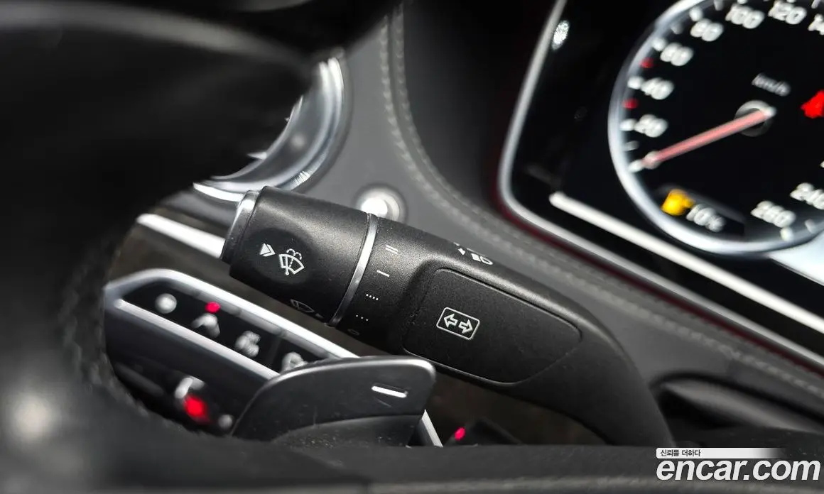 Mercedes-Benz S-Class 2015 4.7 гидро, фото 27 Mercedes-Benz S-Class 2015 4.7 гидро, фото 27