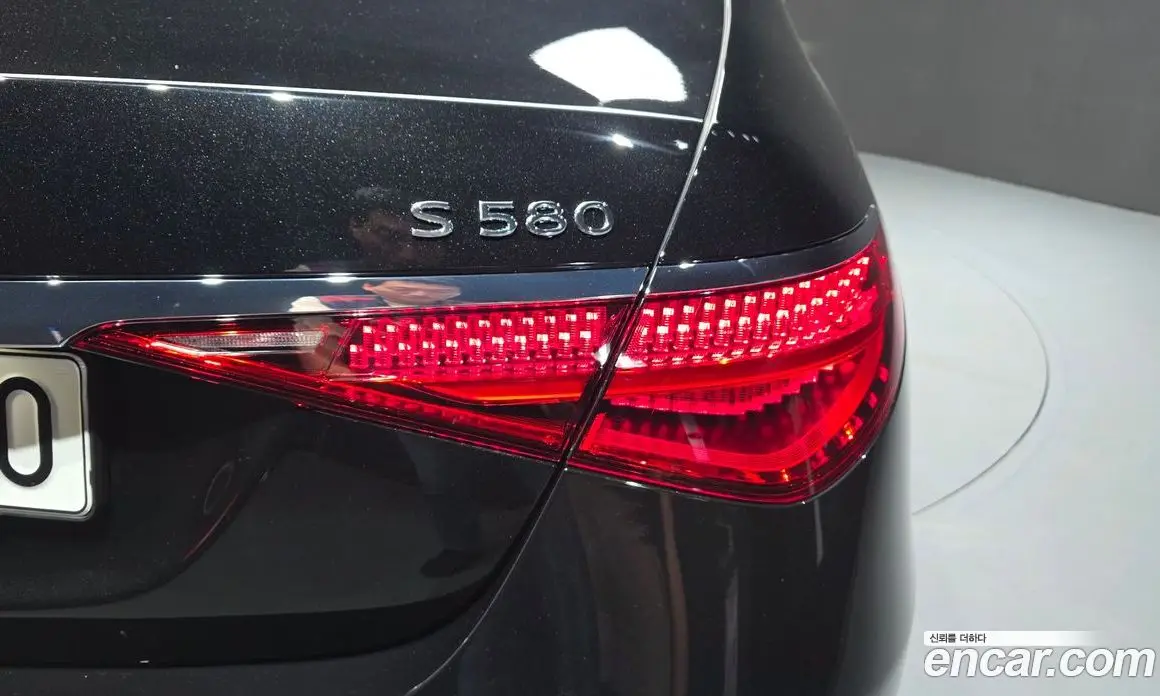 Mercedes-Benz S-Class 2022 4.0 гидро, фото 9