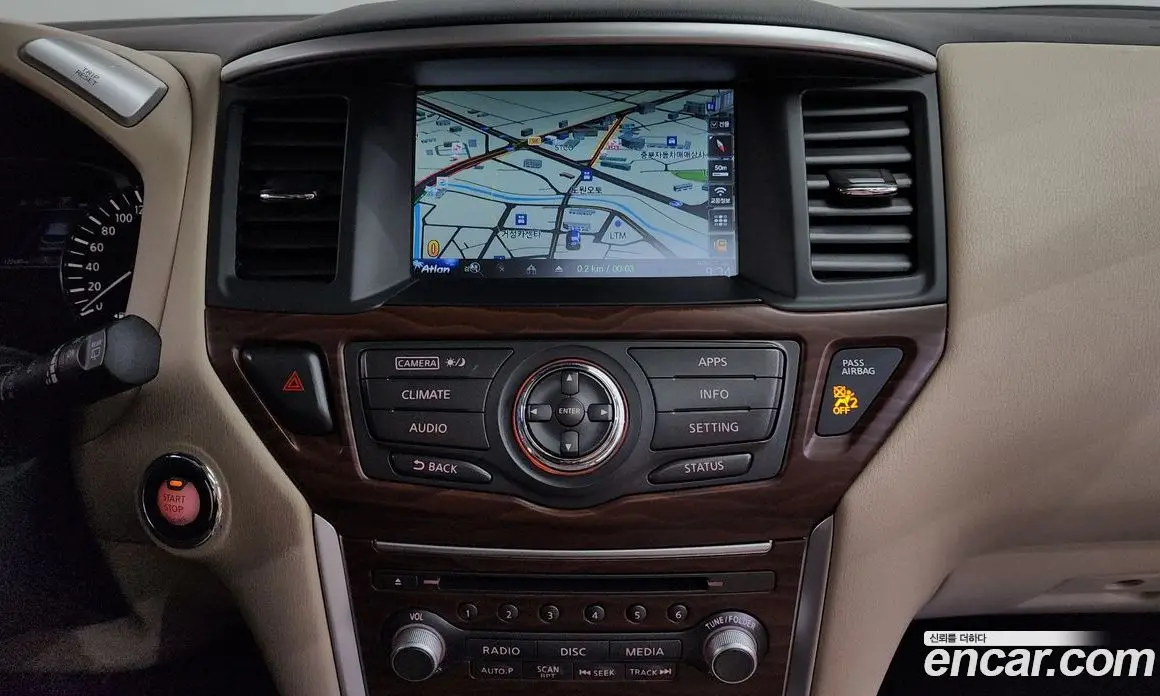 Nissan Pathfinder 2017 3.5 автомат (гидро), фото 19