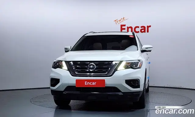 Nissan Pathfinder 2017 3.5 автомат (гидро), миниатюра 3