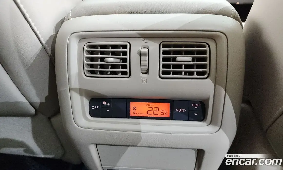 Nissan Pathfinder 2017 3.5 автомат (гидро), фото 33