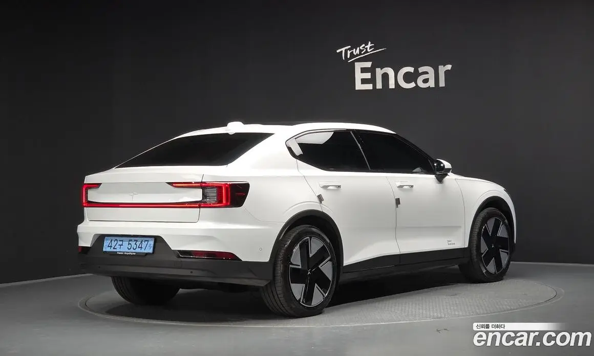 Polestar Polestar 2 2025 0.2 автомат (гидро), фото 2 Polestar Polestar 2 2025 0.2 автомат (гидро), фото 2