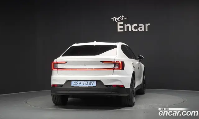 Polestar Polestar 2 2025 0.2 автомат (гидро), миниатюра 4 Polestar Polestar 2 2025 0.2 автомат (гидро), миниатюра 4