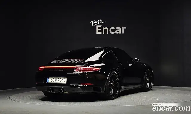 Porsche 911 2019 3.0 автомат (гидро), миниатюра 2
