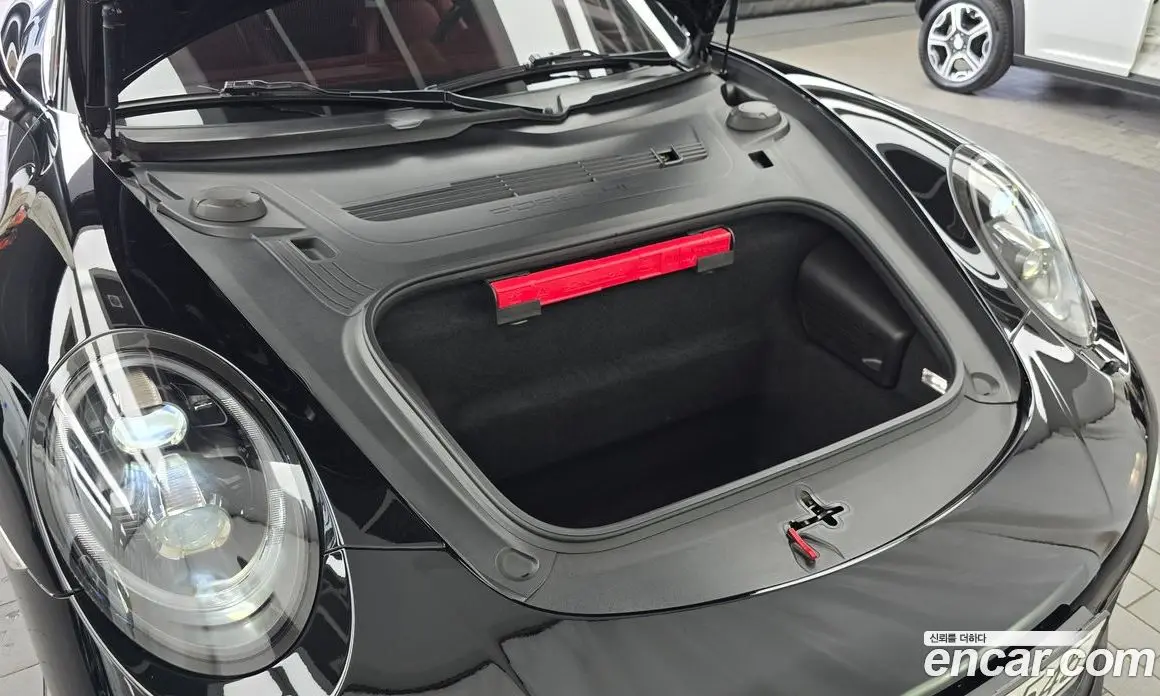 Porsche 911 2019 3.0 автомат (гидро), фото 26