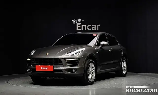 Porsche Macan, 2015, 99 697 км