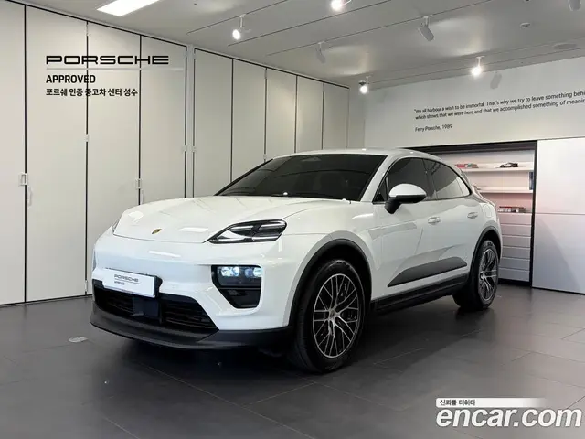 Porsche Macan, 2025, 5 381 км