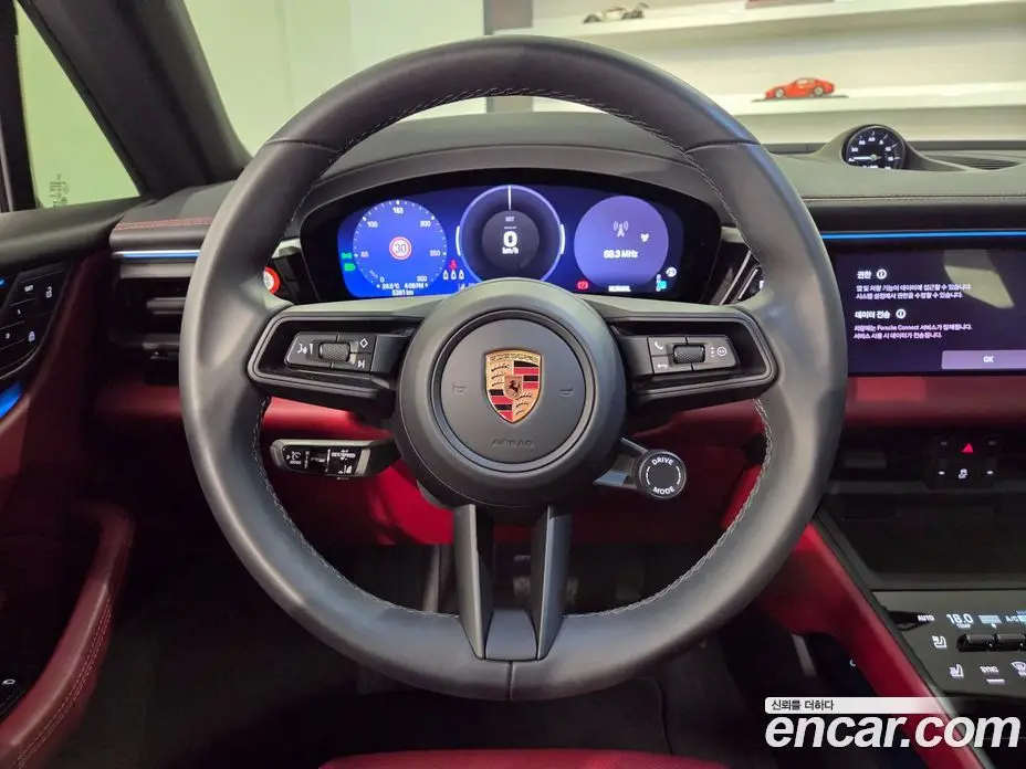 Porsche Macan 2025 0.2 автомат (гидро), фото 11