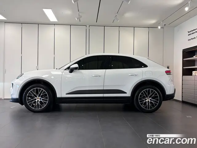Porsche Macan 2025 0.2 автомат (гидро), миниатюра 6