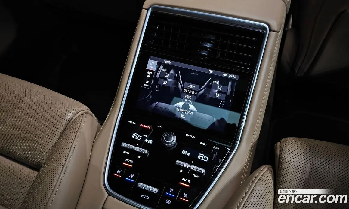 Porsche Panamera 2018 3.0 автомат (гидро), фото 24