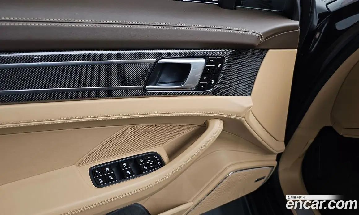 Porsche Panamera 2018 3.0 автомат (гидро), фото 44