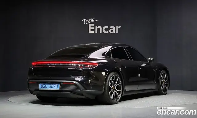 Porsche Taycan 2024 0.1 автомат (гидро), миниатюра 2