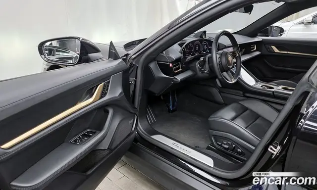 Porsche Taycan 2024 0.1 автомат (гидро), миниатюра 10