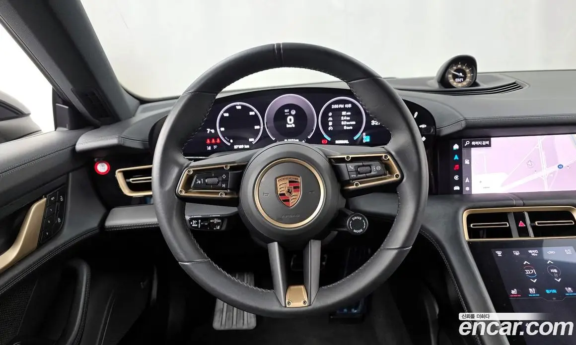 Porsche Taycan 2024 0.1 автомат (гидро), фото 13