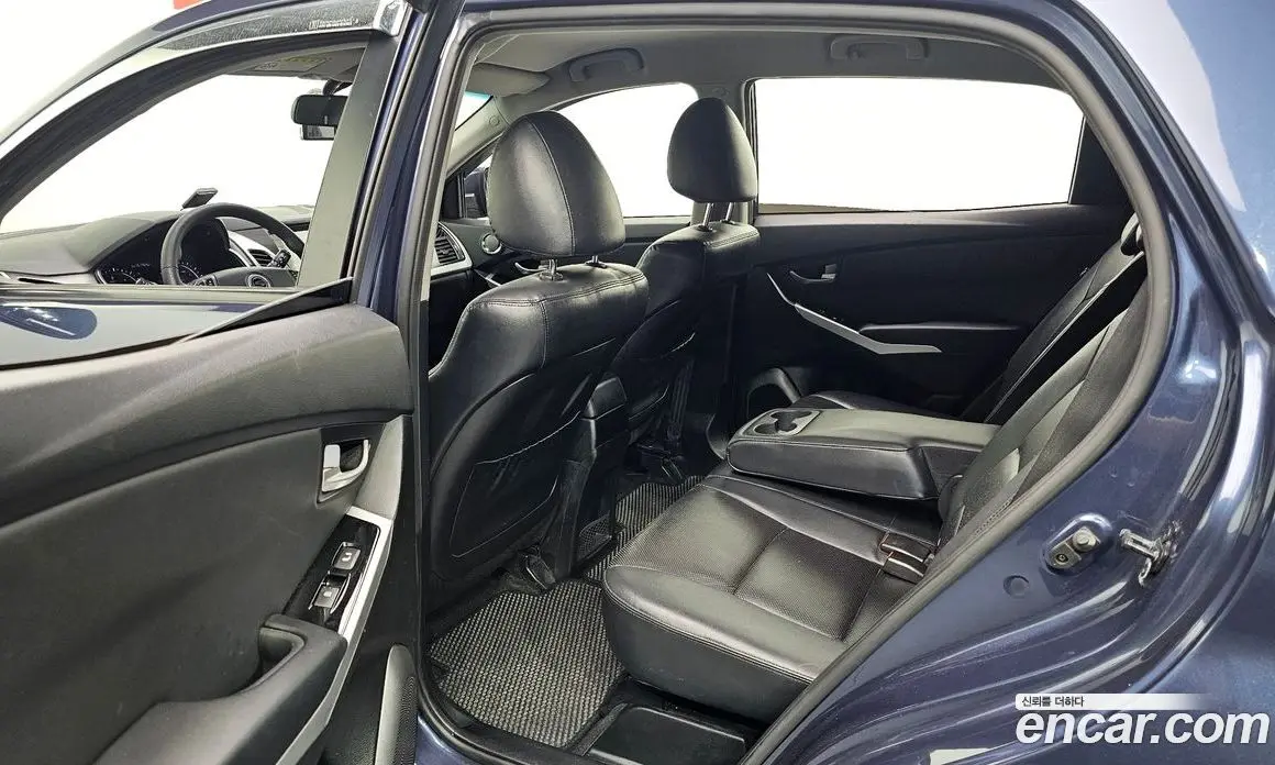 SsangYong Korando 2014 2.0 автомат (гидро), фото 11