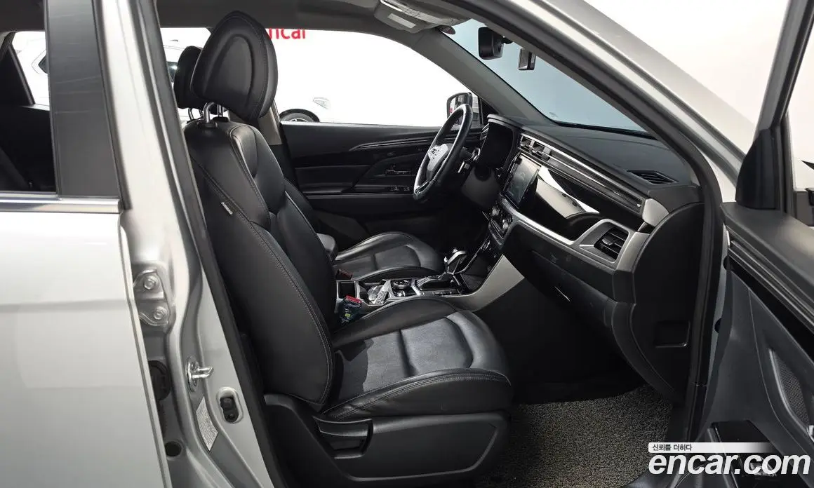 SsangYong Korando 2020 1.5 автомат (гидро), фото 16