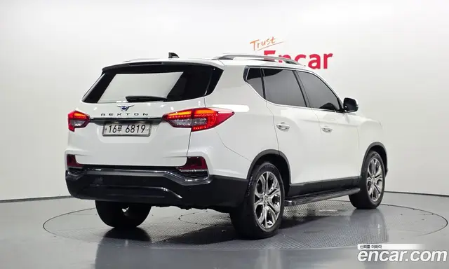 SsangYong Rexton 2017 2.2 автомат (гидро), миниатюра 2