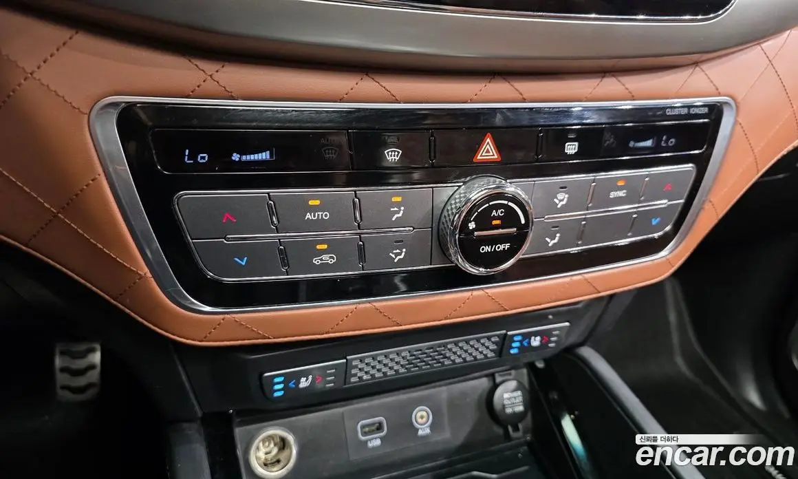 SsangYong Rexton 2017 2.2 автомат (гидро), фото 16
