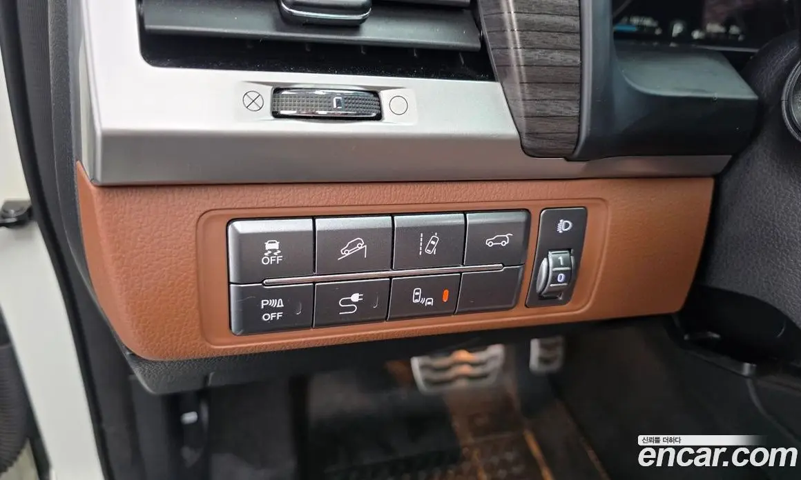 SsangYong Rexton 2017 2.2 автомат (гидро), фото 17