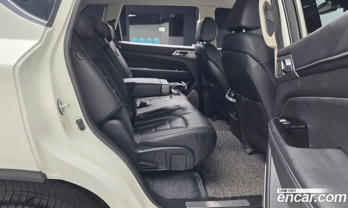 SsangYong Rexton 2017 2.2 автомат (гидро), фото 12