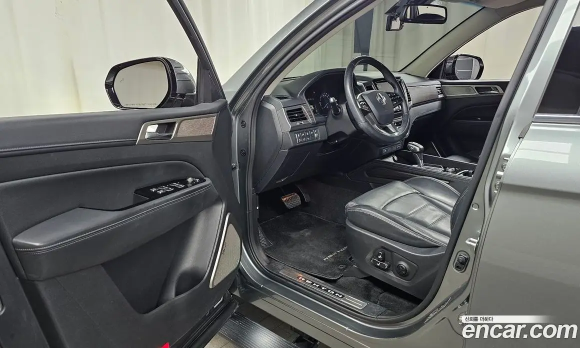 SsangYong Rexton 2019 2.2 автомат (гидро), фото 13