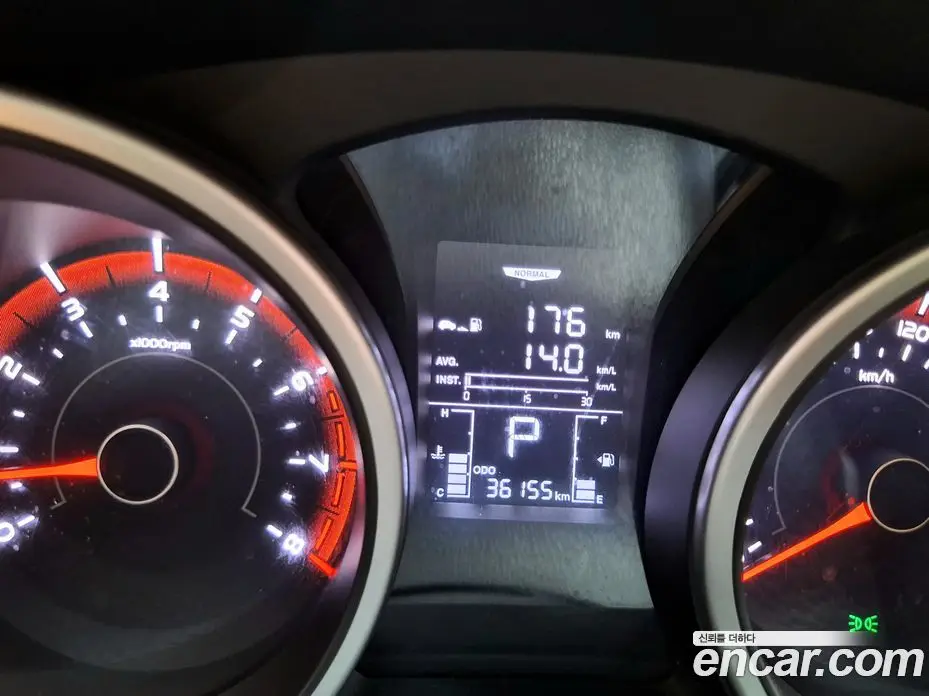 SsangYong TIBOLI 2015 1.6 автомат (гидро), фото 12