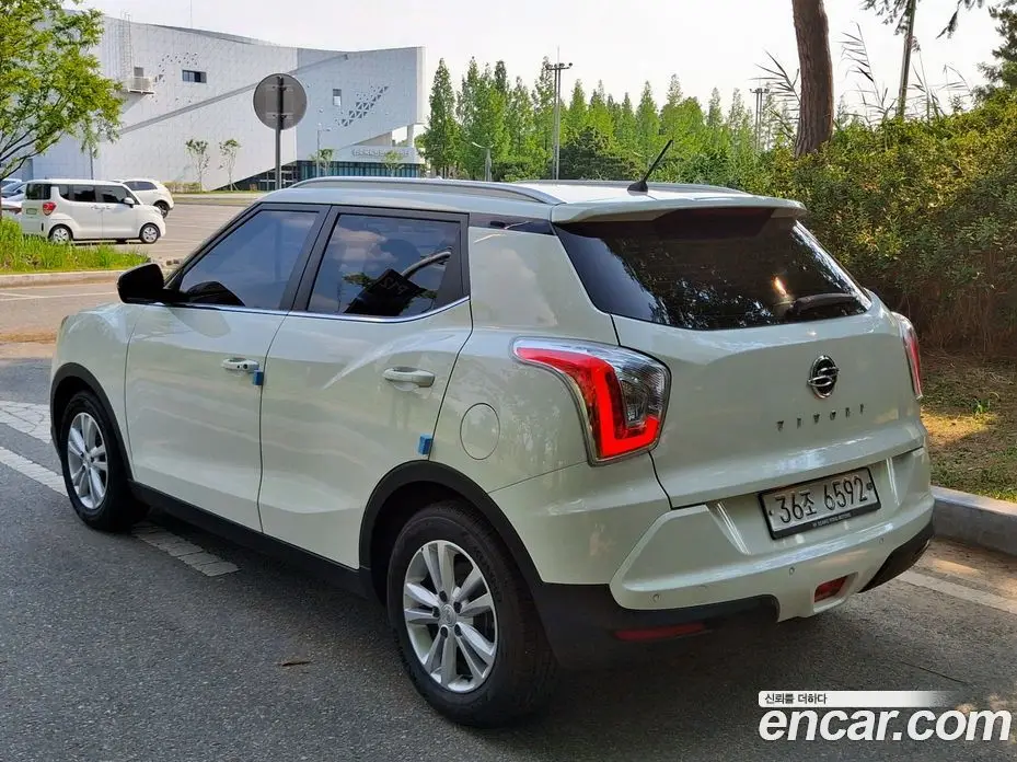 SsangYong TIBOLI 2015 1.6 автомат (гидро), фото 6